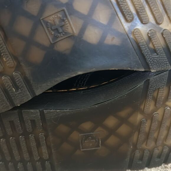 Dr. Martens Zavala Women’s Combat Boots 7 - Picture 8 of 9